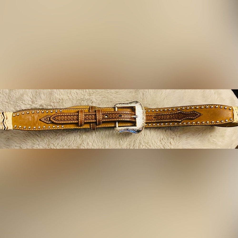 NWOT Nocona Mens Scalloped Basketweave Rawhide Laced Diamond Concho Belt - Picture 14 of 16
